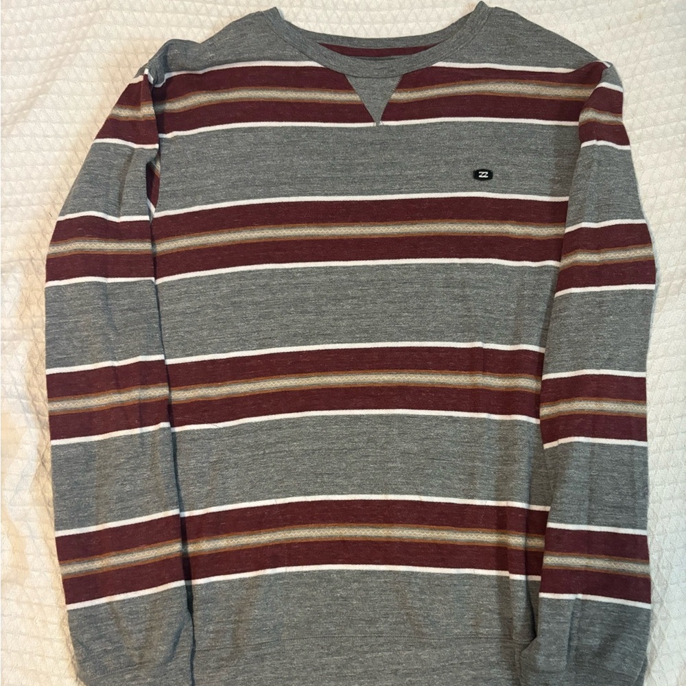 Billabong Men's V-Neck Sweater in Gray and Burgundy Stripes